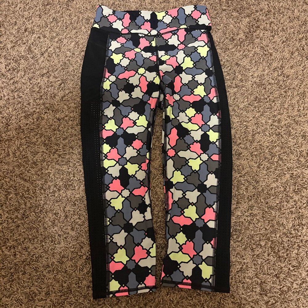 Sweaty Betty Crop Leggings Small Black Rainbow Mosaic Print Polyamide Blend